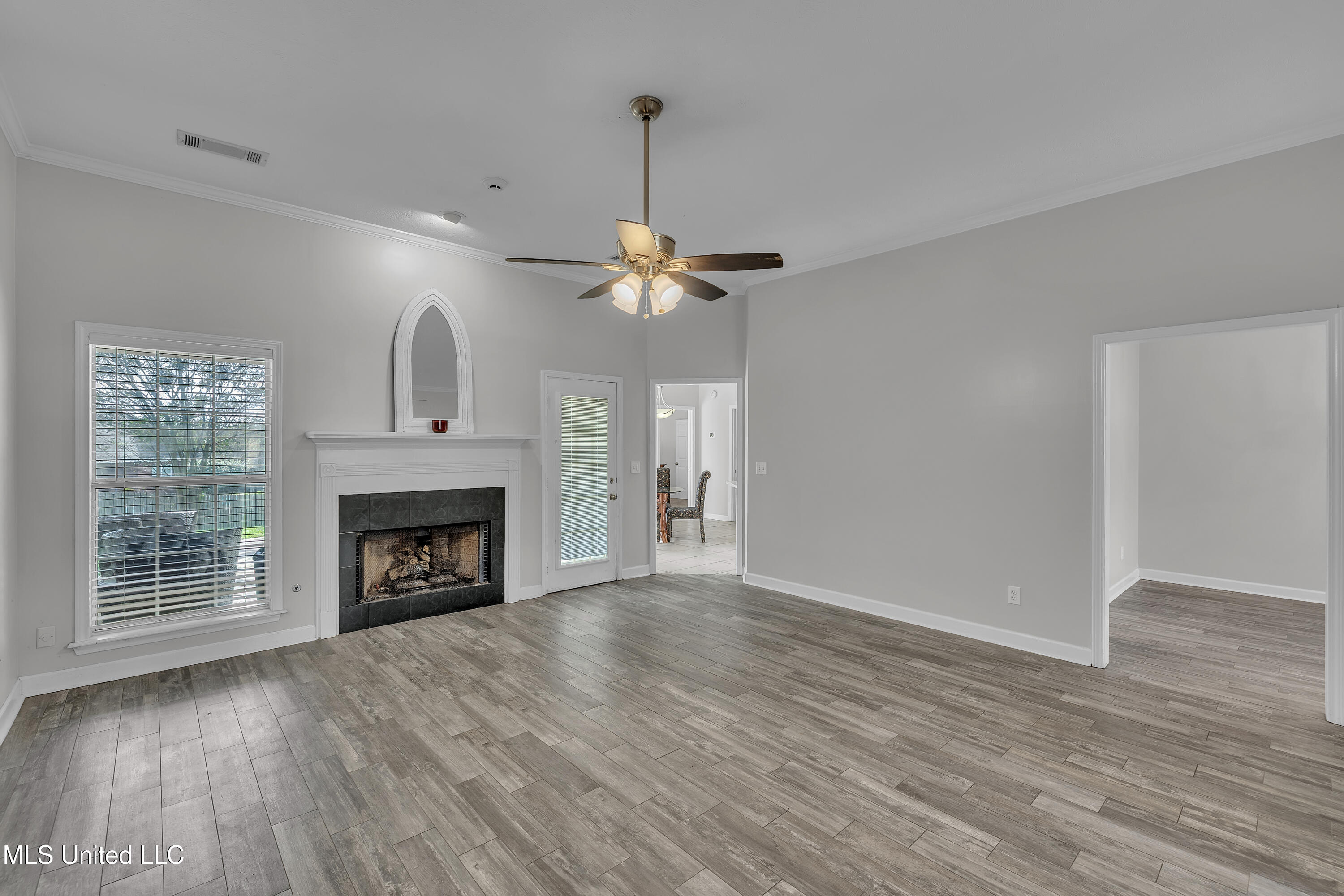 405 Overland Cove, Brandon