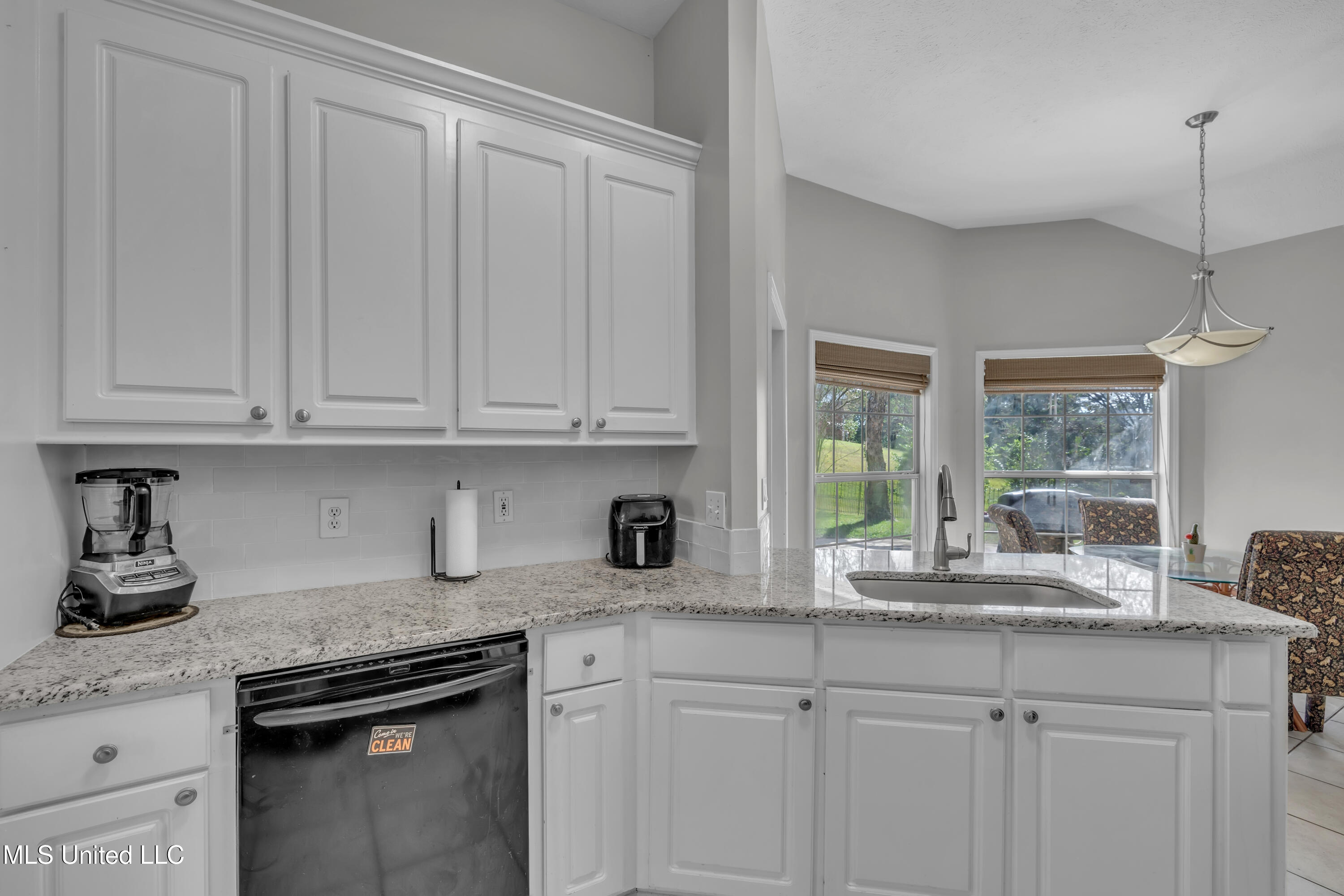 405 Overland Cove, Brandon