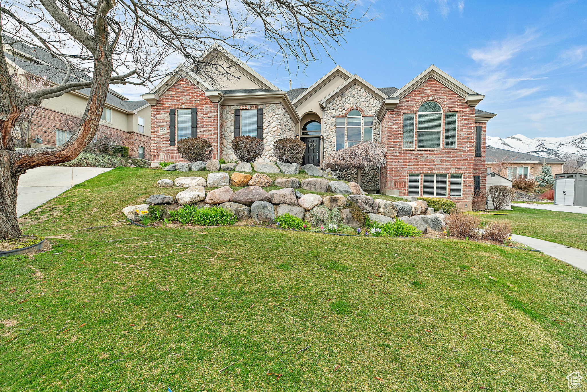 6354 W SKY LINE DR