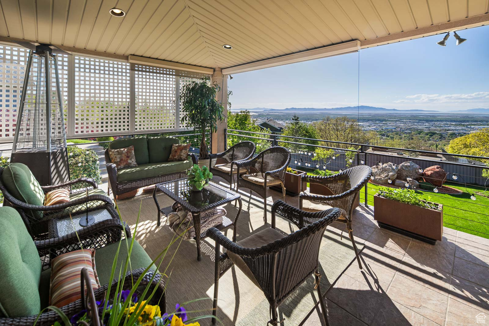39 SCENIC HILLS CIR