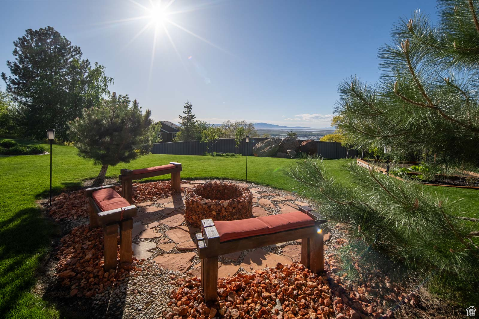 39 SCENIC HILLS CIR