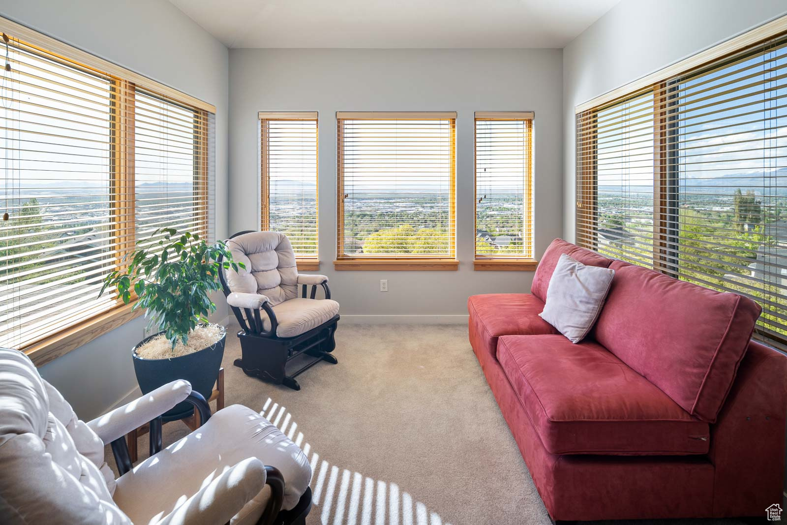 39 SCENIC HILLS CIR