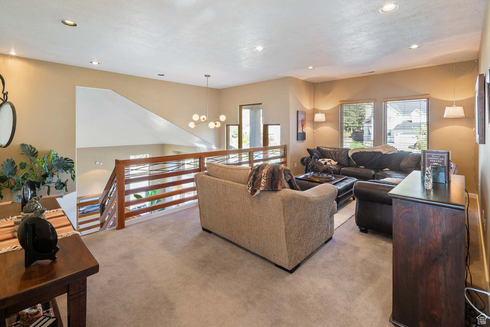 39 SCENIC HILLS CIR