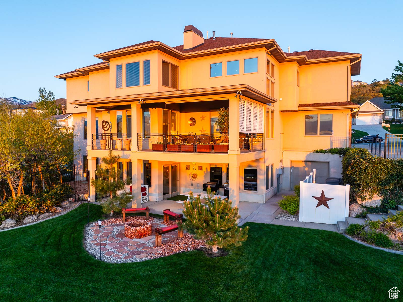 39 SCENIC HILLS CIR
