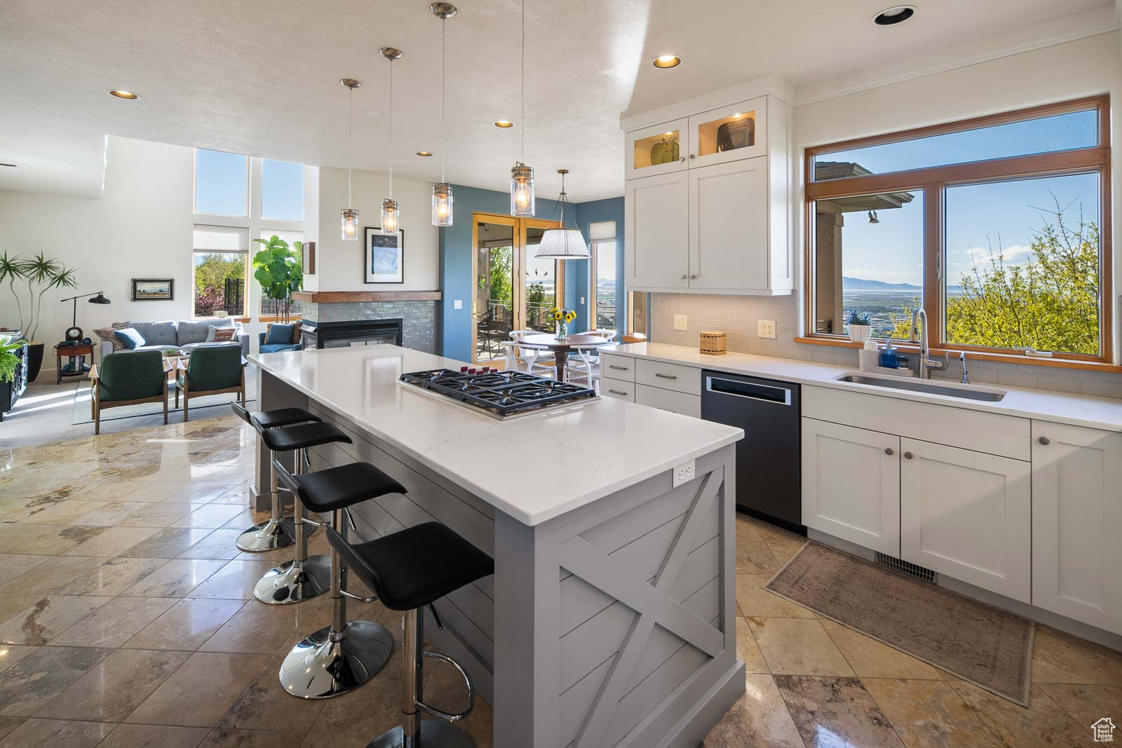 39 SCENIC HILLS CIR