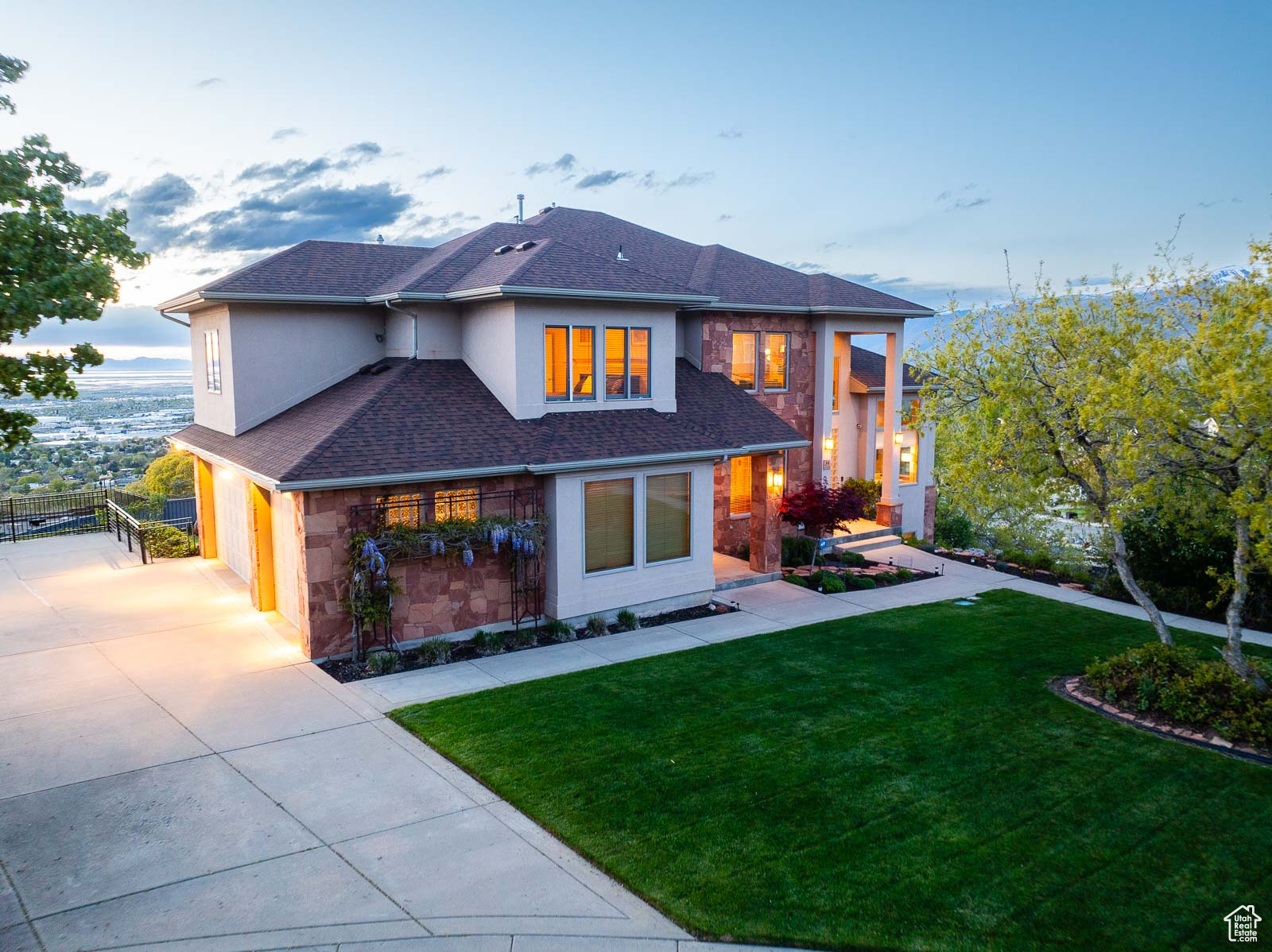 39 SCENIC HILLS CIR
