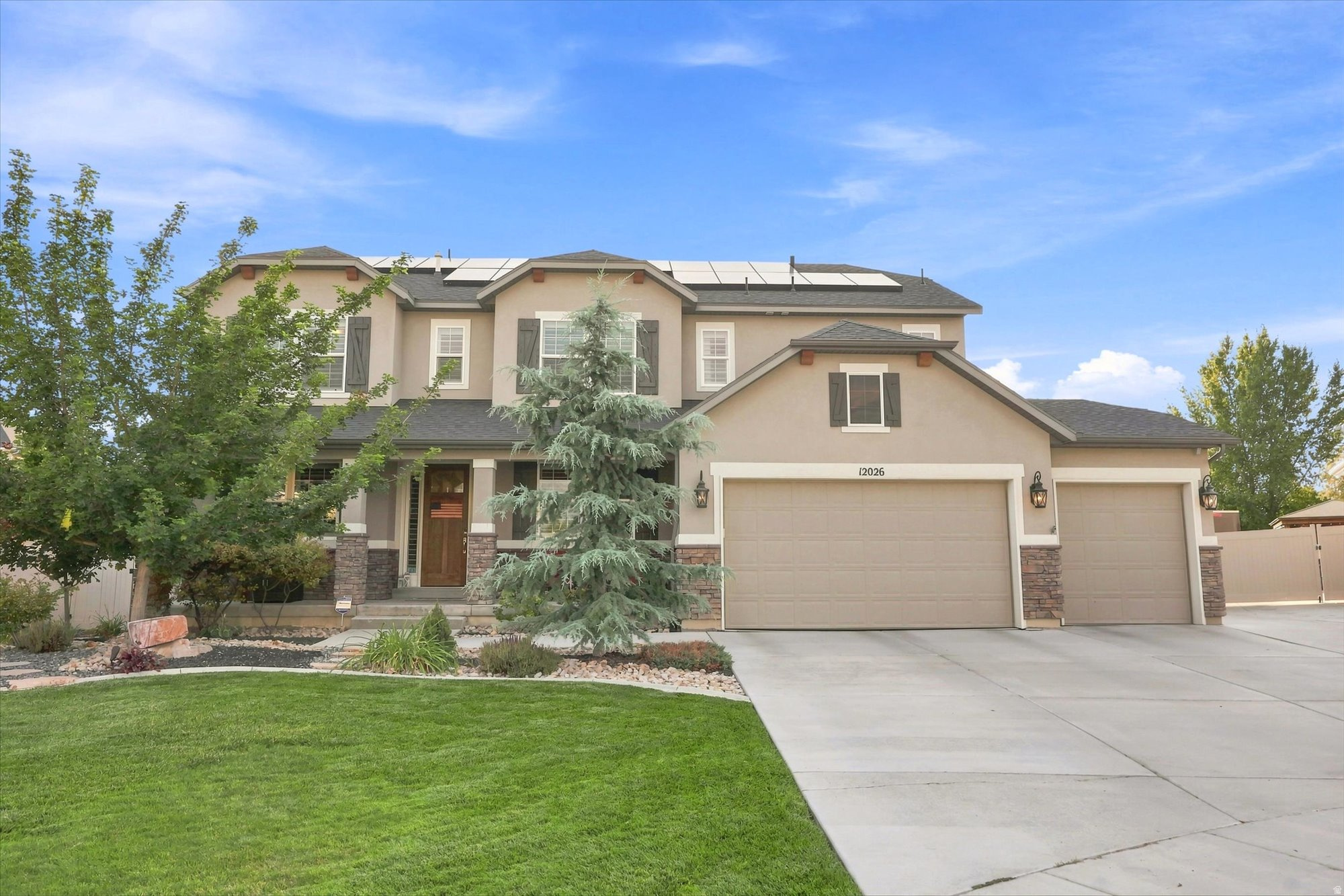12026 S AMOUR CIR