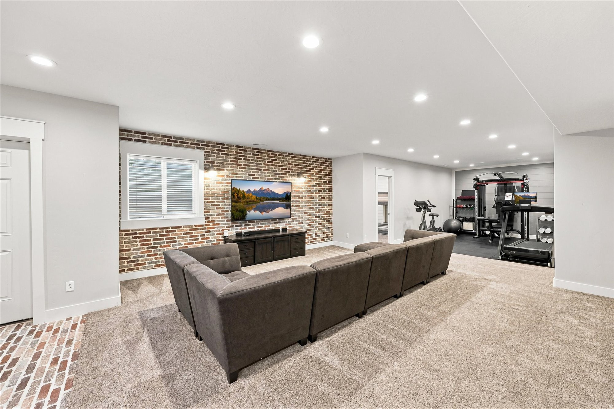 12026 S AMOUR CIR