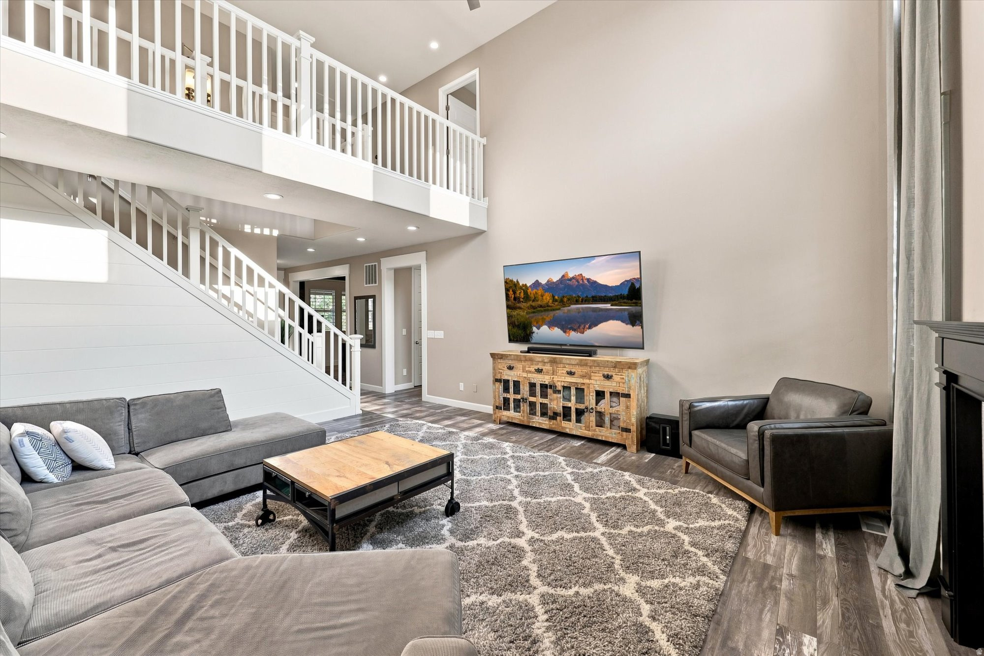12026 S AMOUR CIR