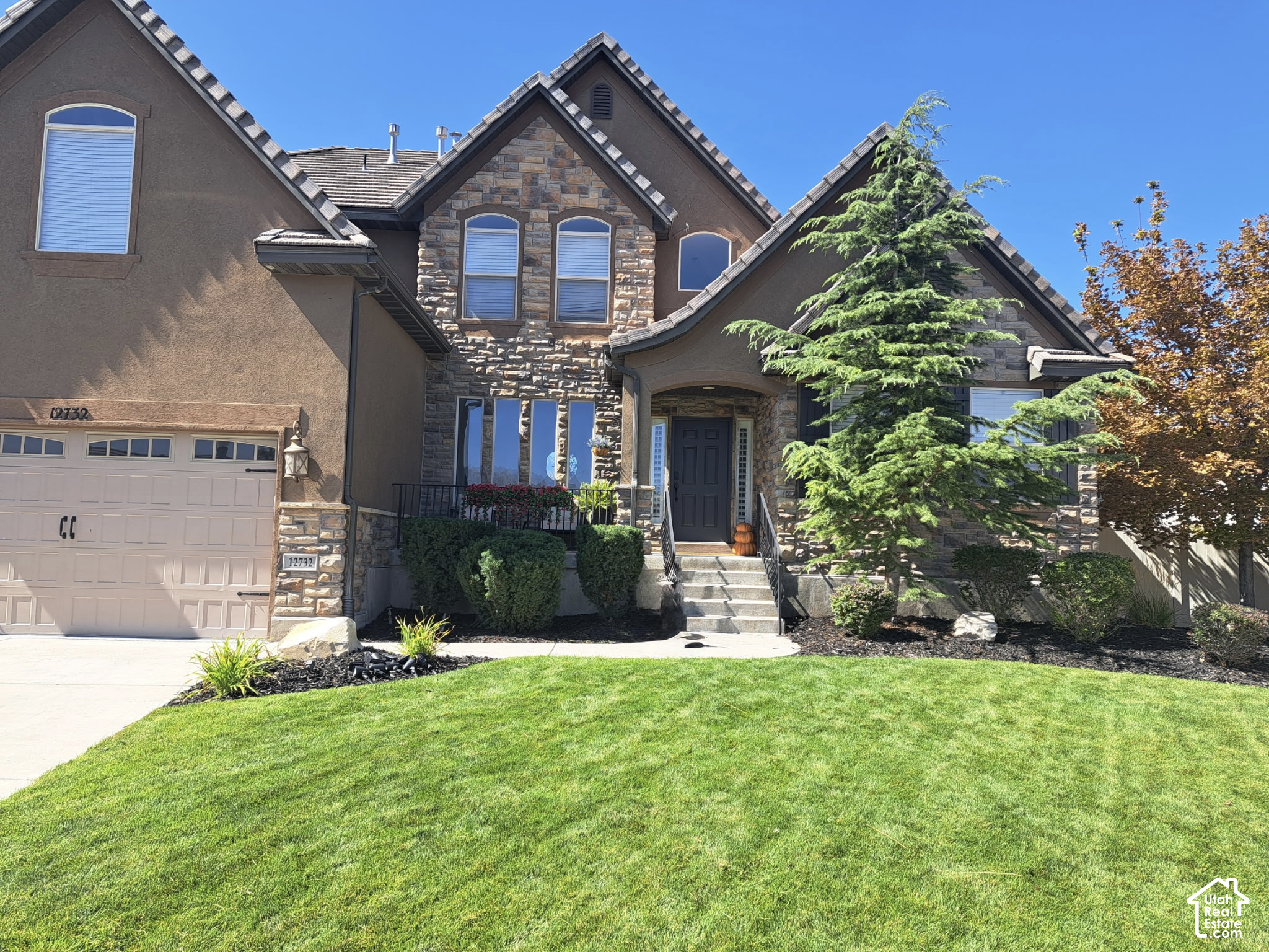 12732 S MERRYVALE CIR