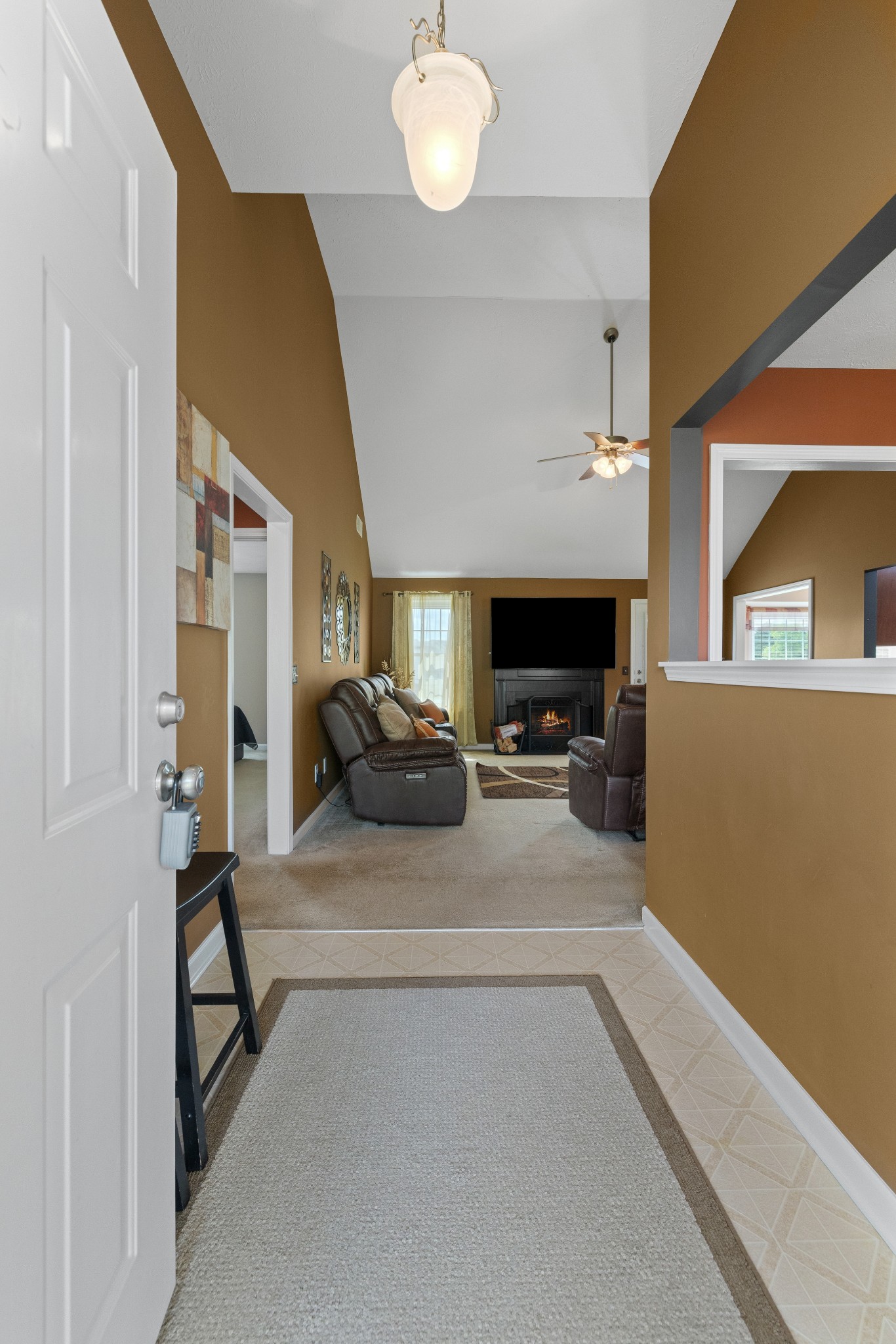 603 Rock Glen Trce