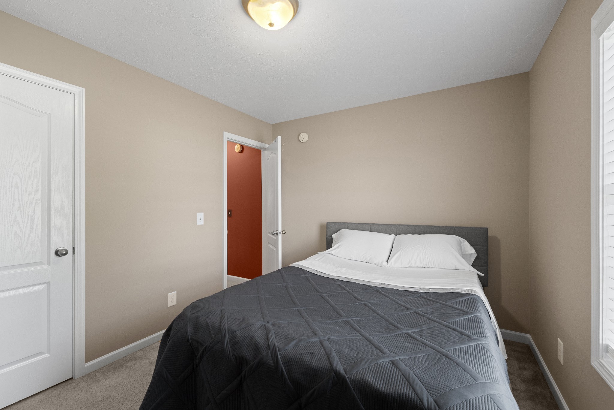 603 Rock Glen Trce