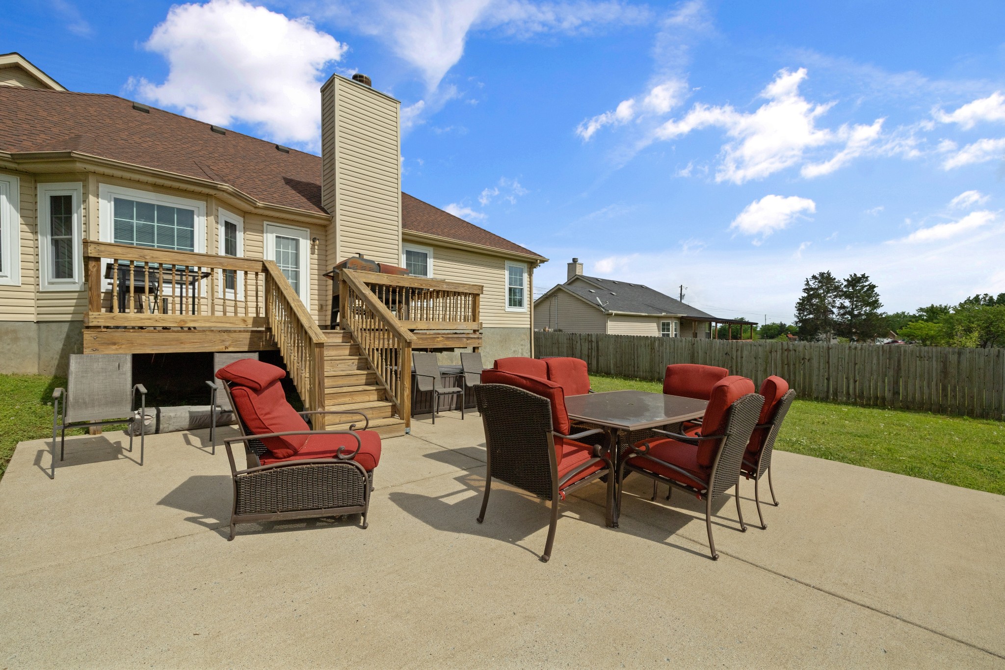 603 Rock Glen Trce