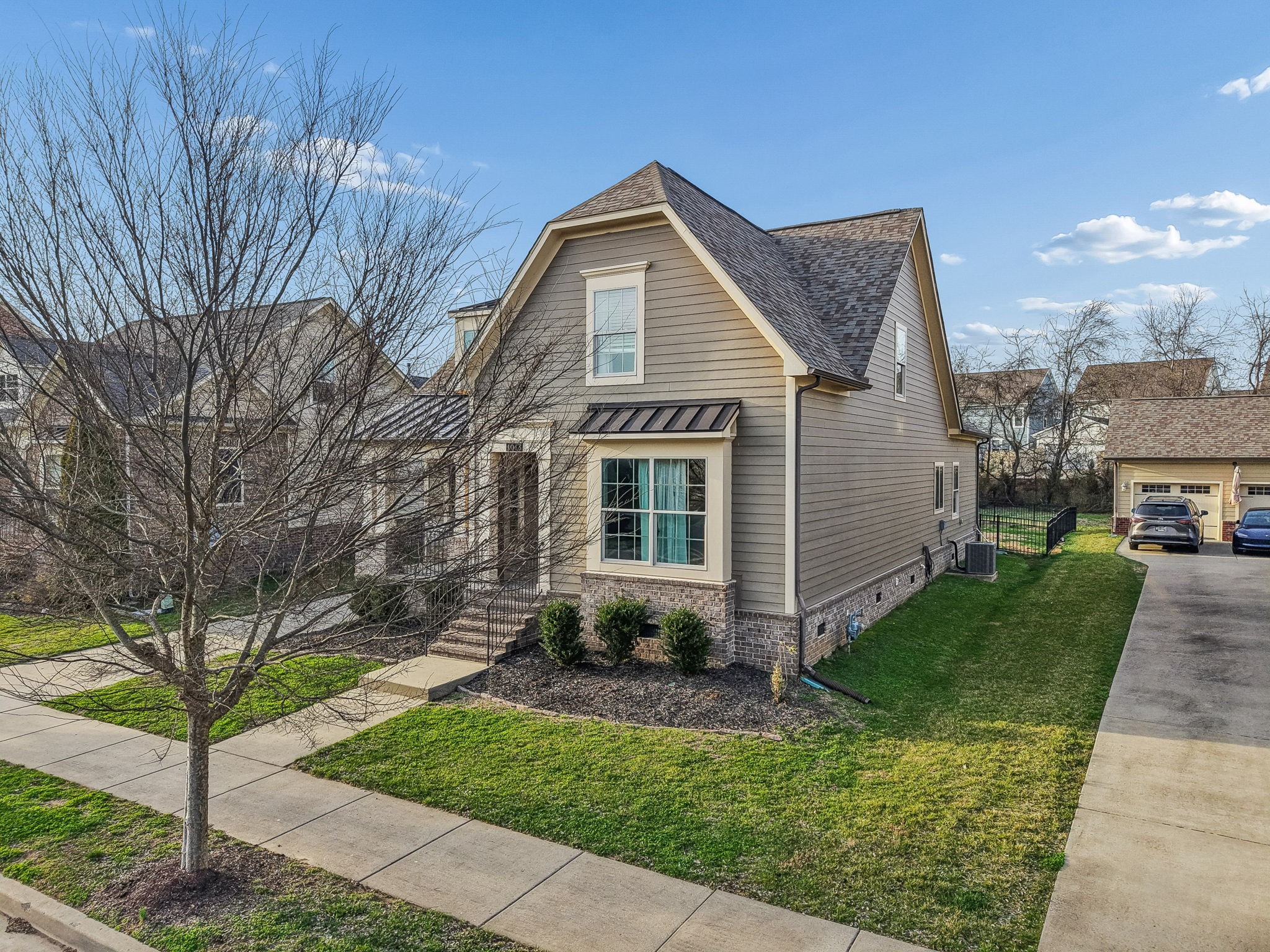 1013 Nolencrest Way