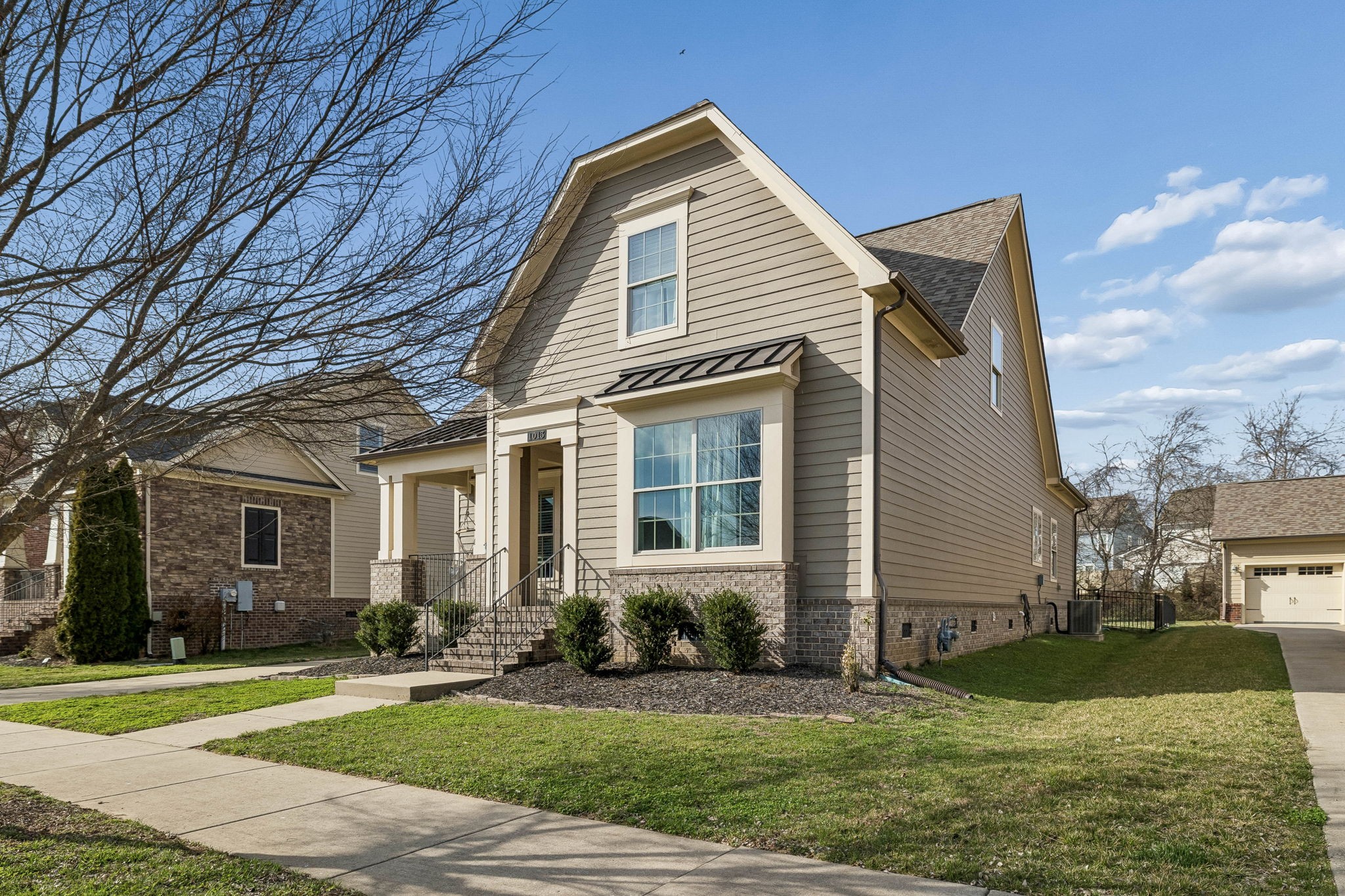 1013 Nolencrest Way
