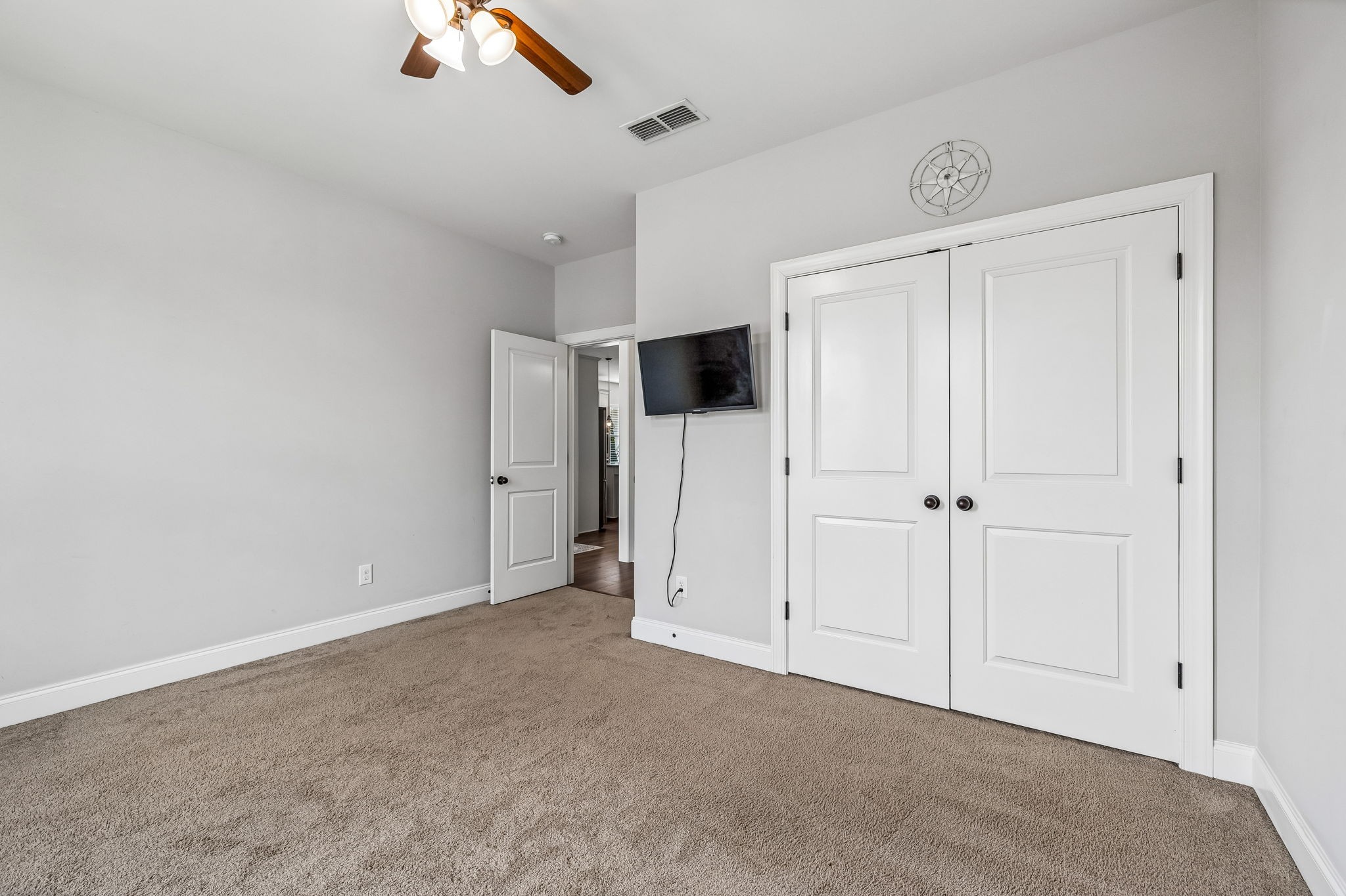 1013 Nolencrest Way