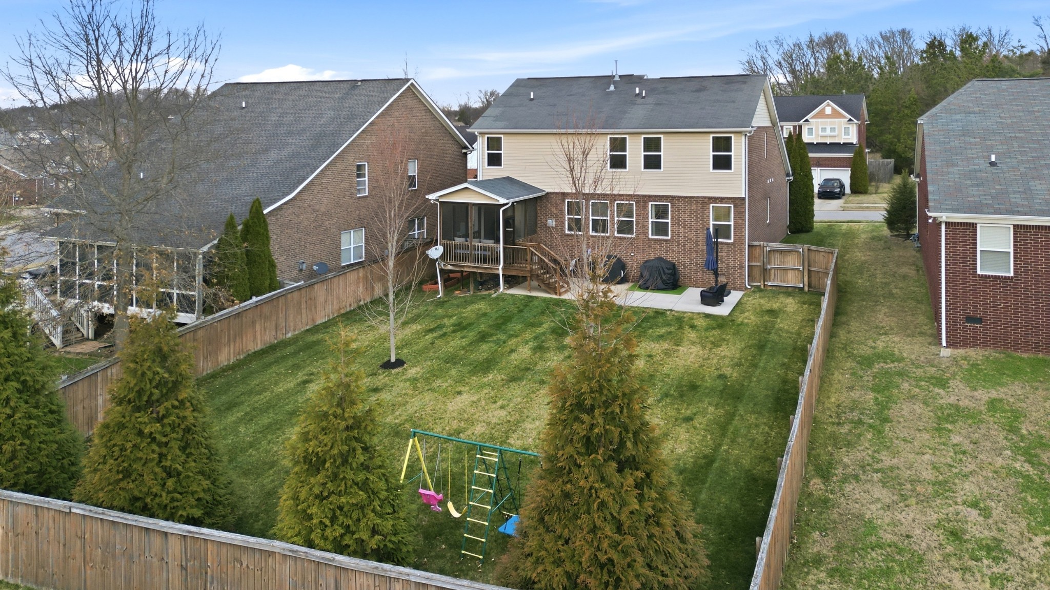 2104 Bluejay Ct