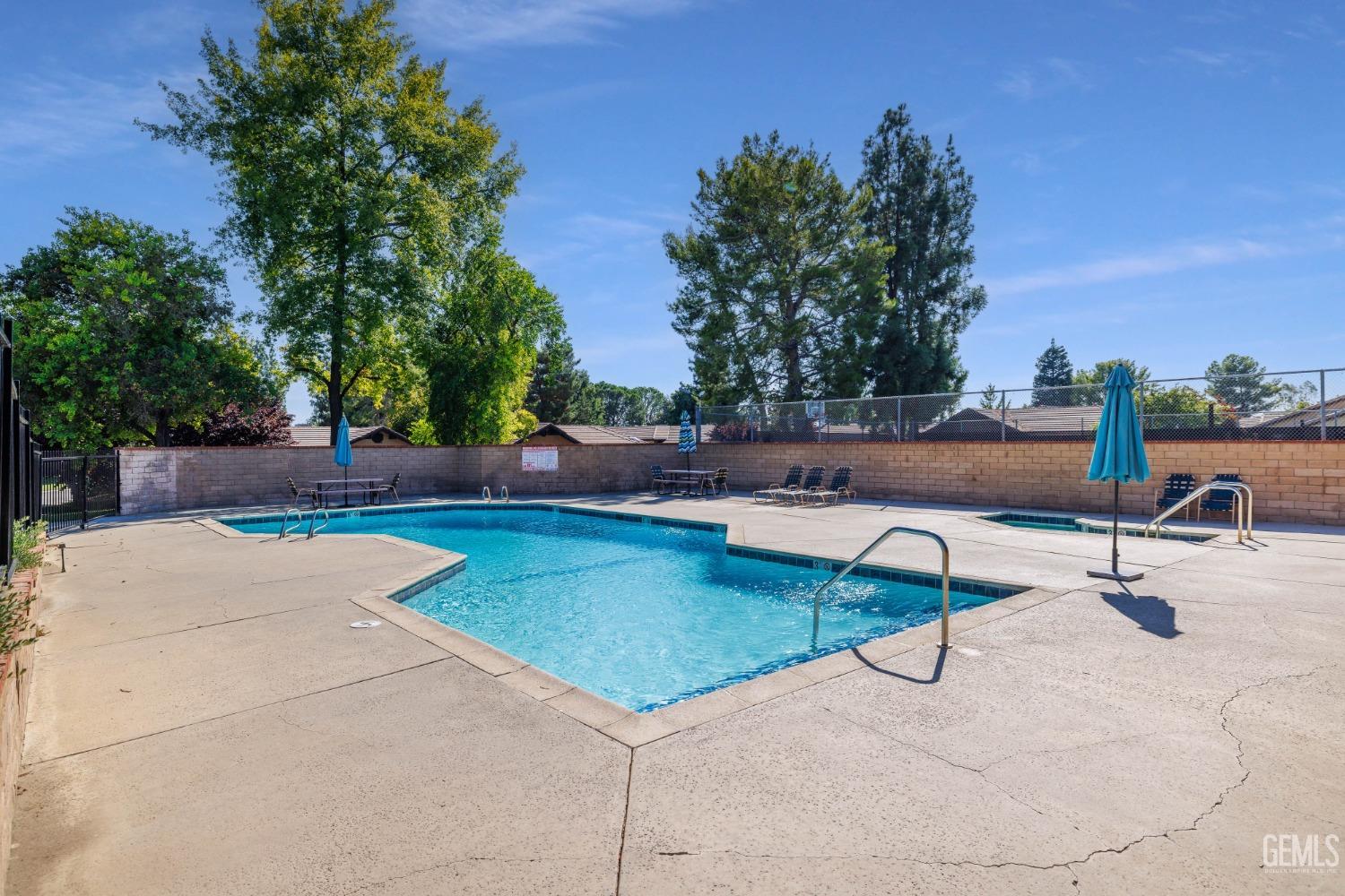 2323 Easthills Drive Unit: 39