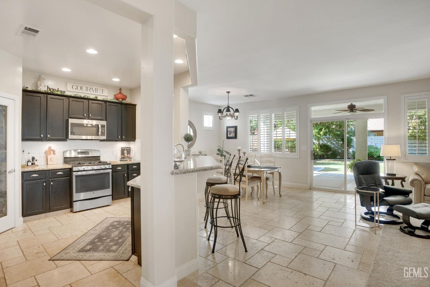 10000 Timeless Rose Court