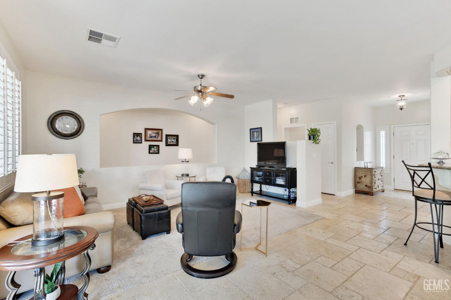 10000 Timeless Rose Court