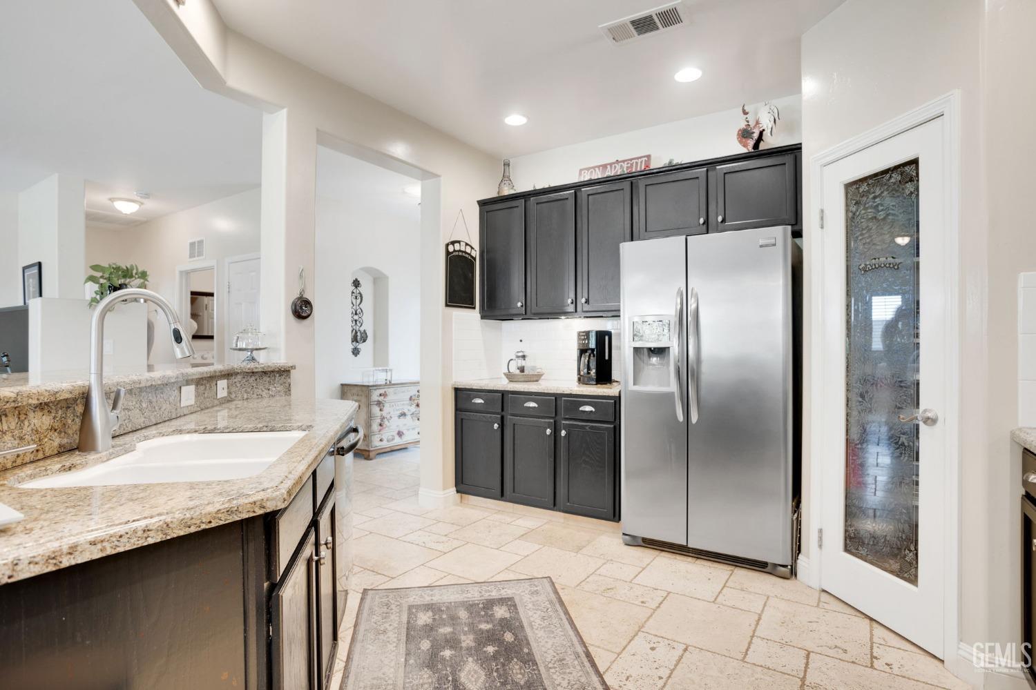 10000 Timeless Rose Court