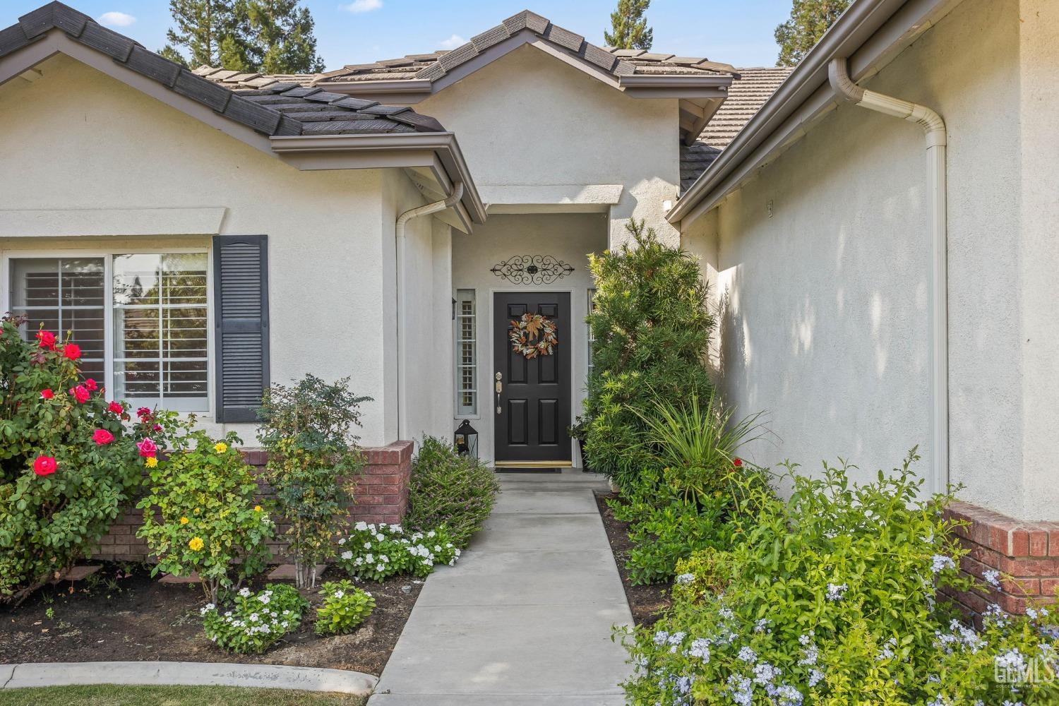 10000 Timeless Rose Court