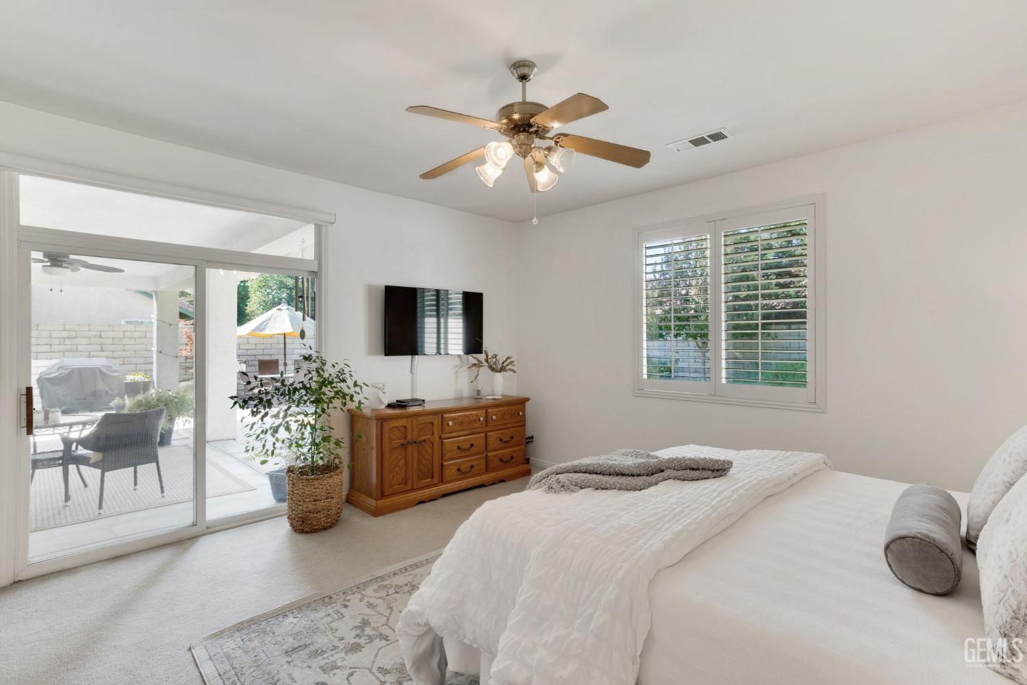 10000 Timeless Rose Court