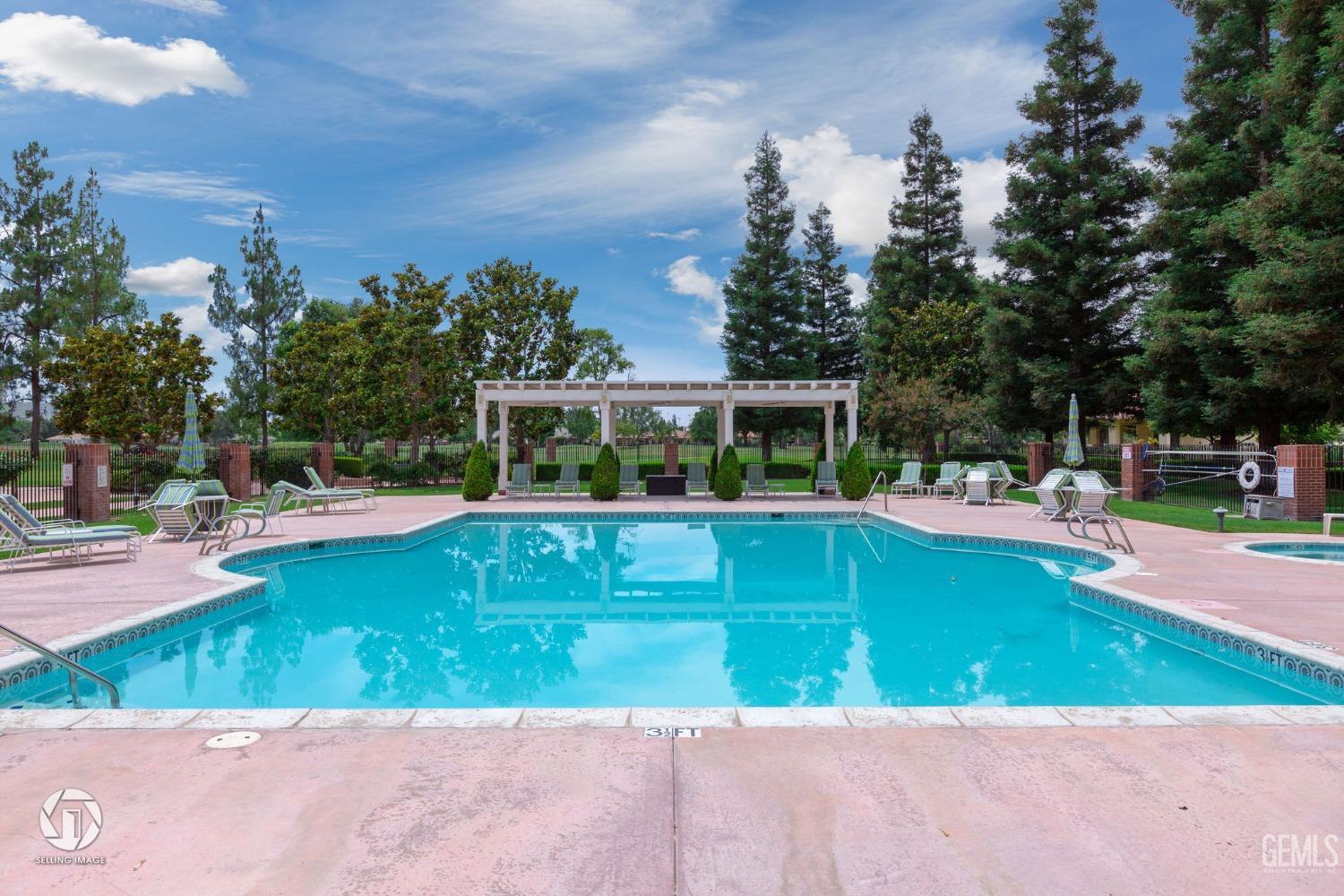 10000 Timeless Rose Court