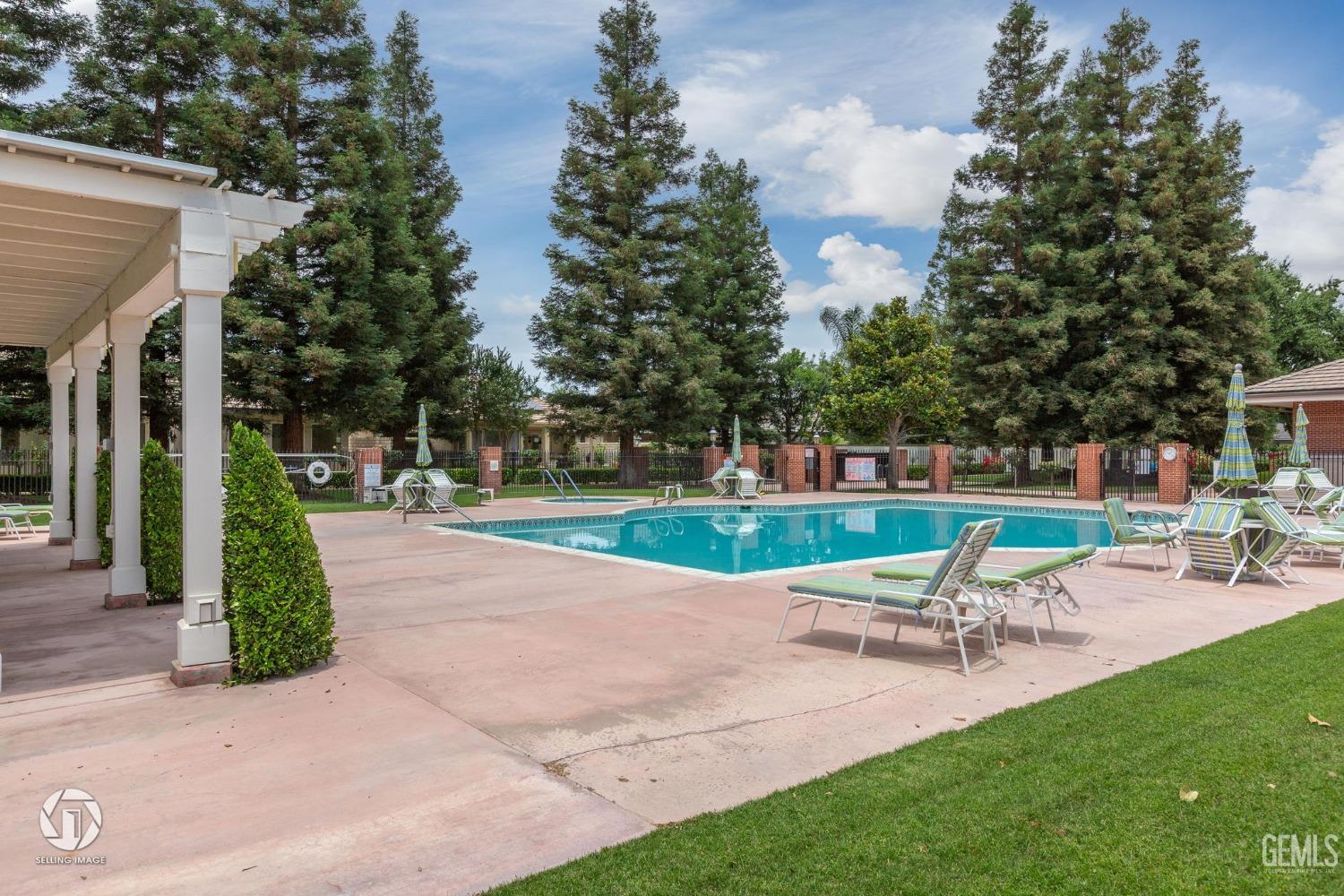 10000 Timeless Rose Court