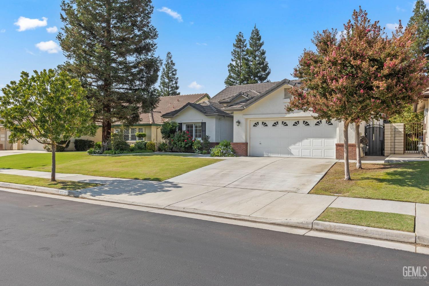 10000 Timeless Rose Court