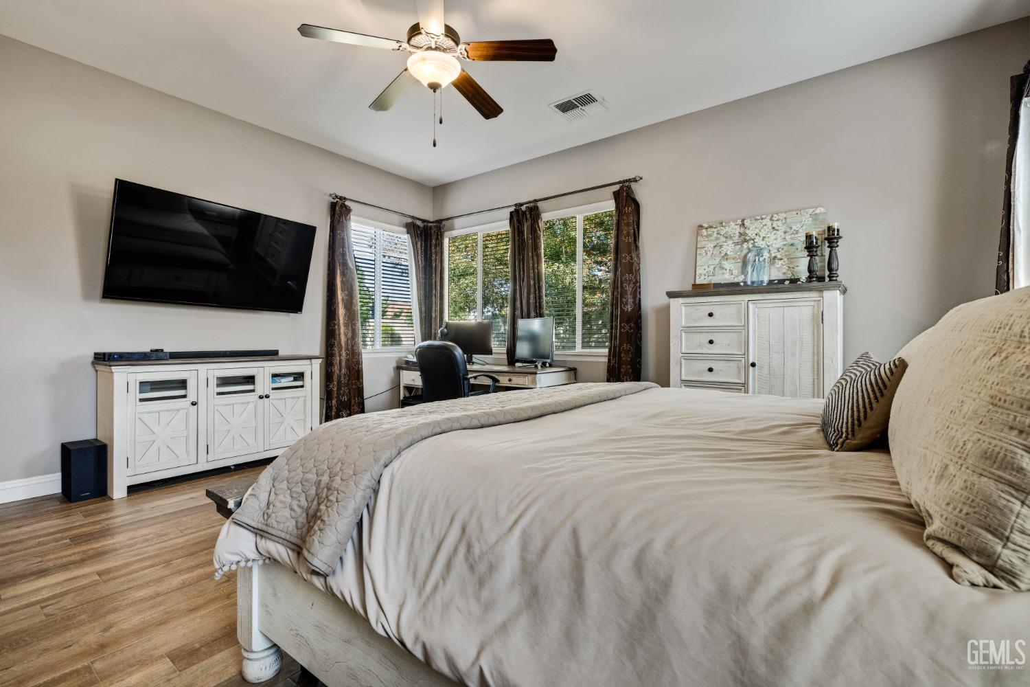 10206 Silverthorne Drive