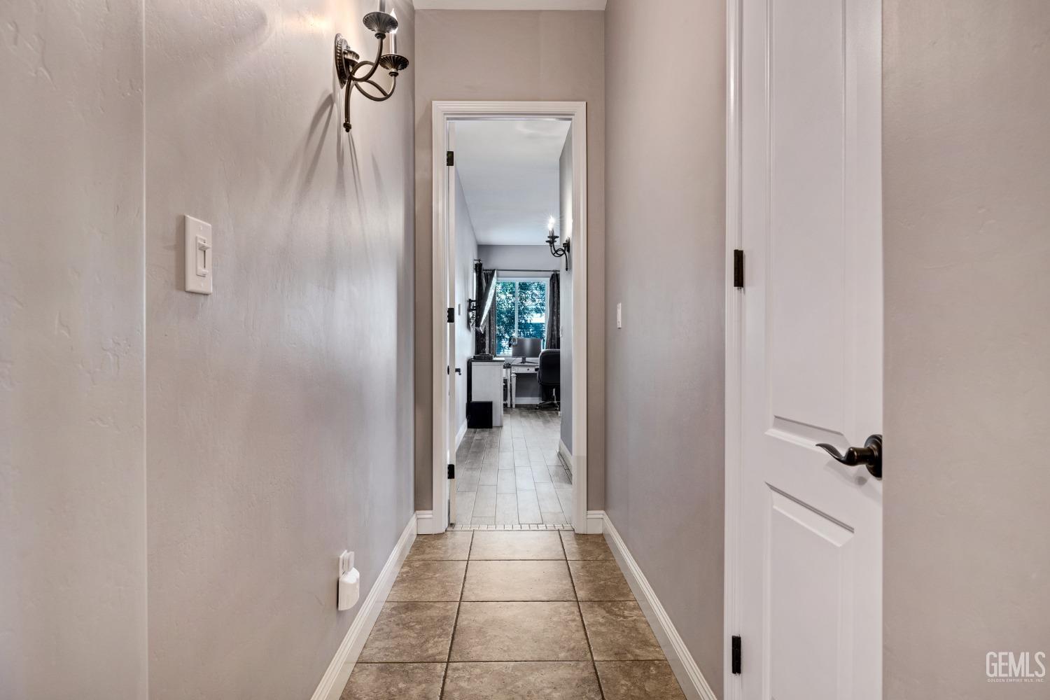 10206 Silverthorne Drive