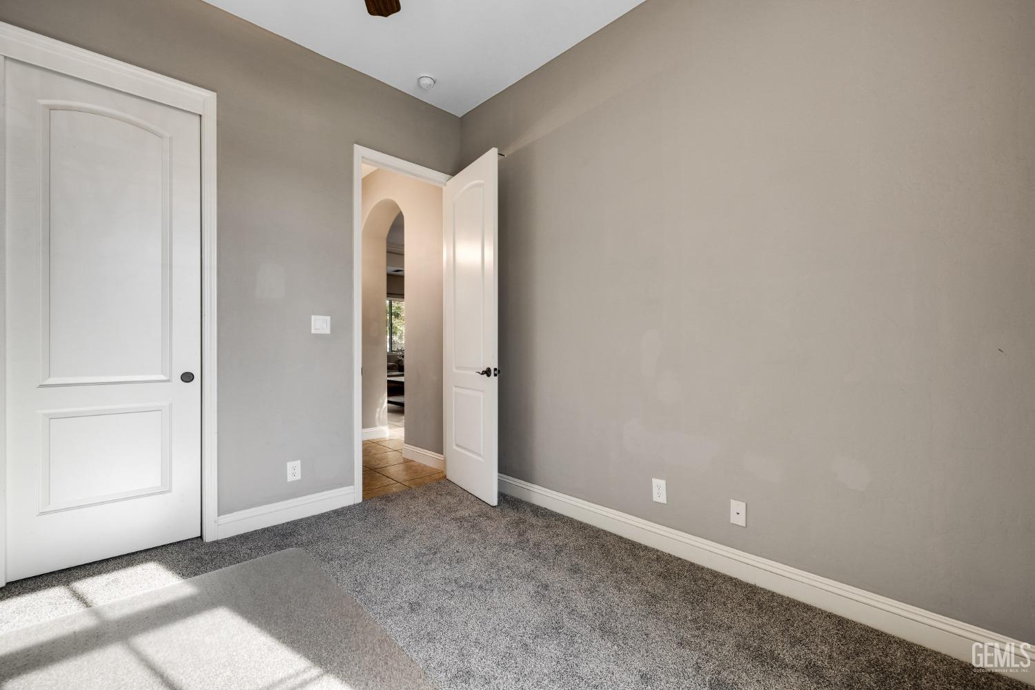 10206 Silverthorne Drive