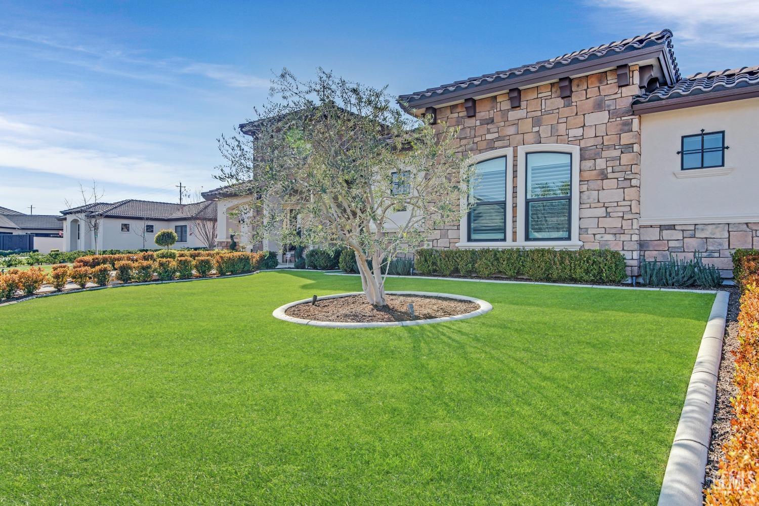 3507 Winthrop Way