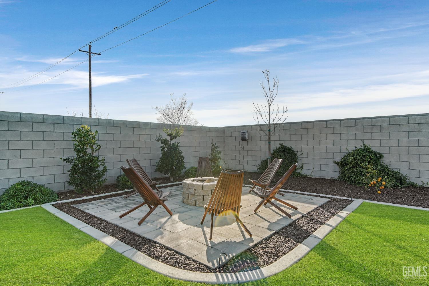 3507 Winthrop Way
