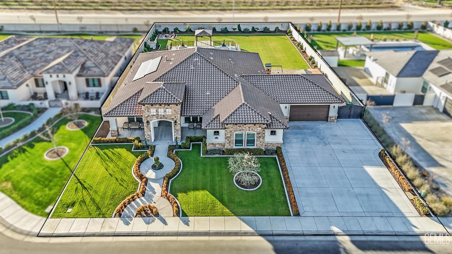 3507 Winthrop Way