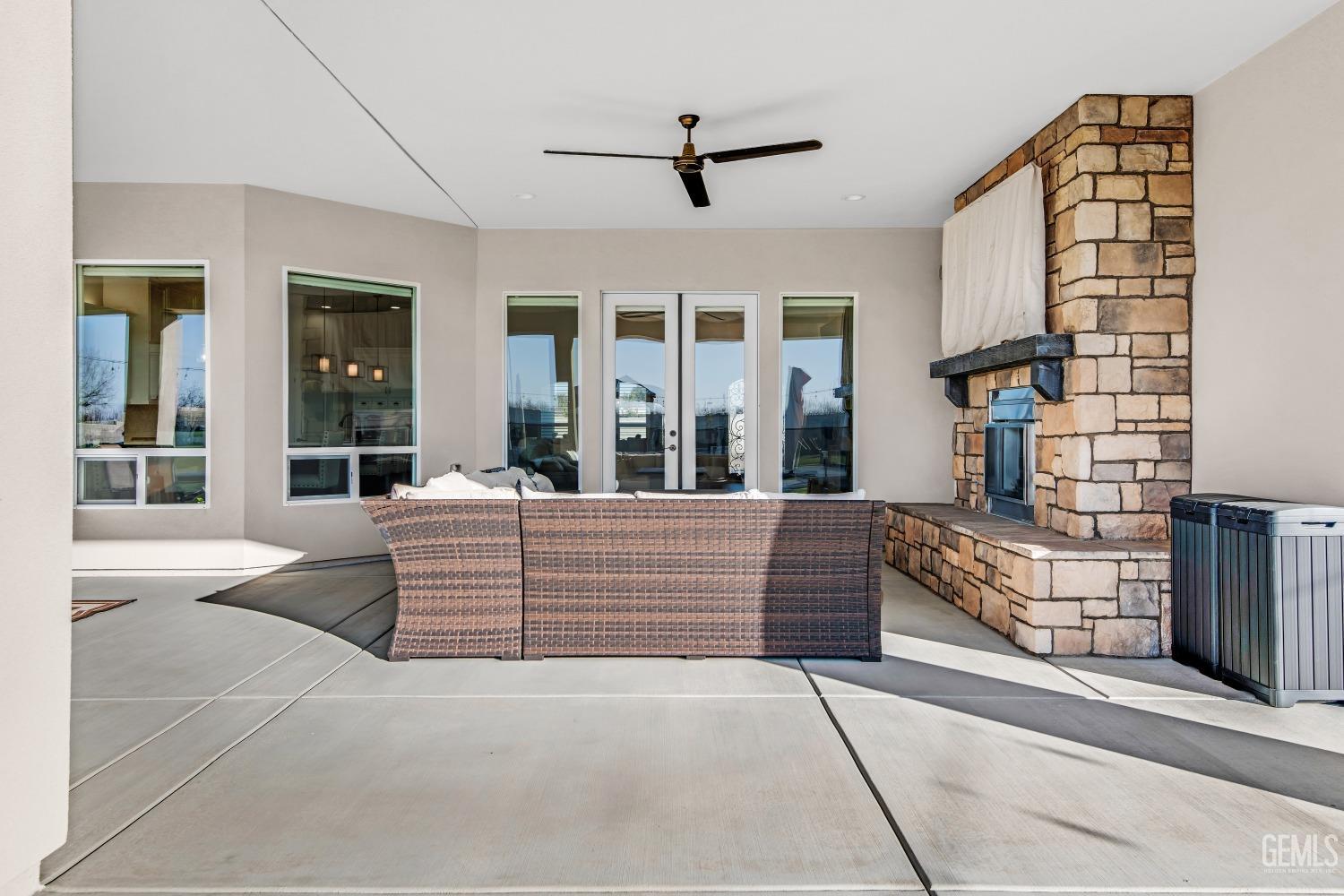 3507 Winthrop Way