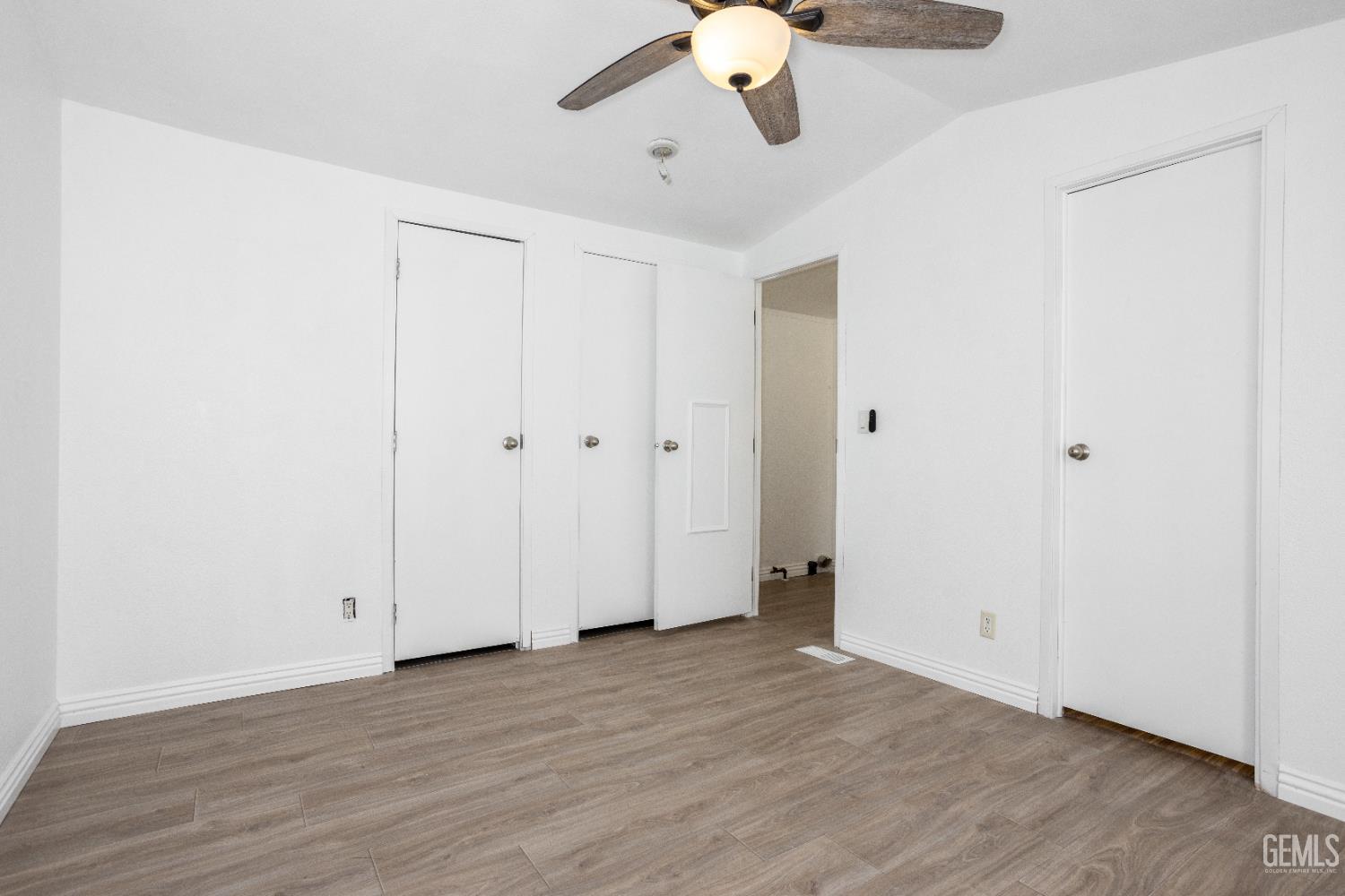 4401 Hughes Lane Unit: 18