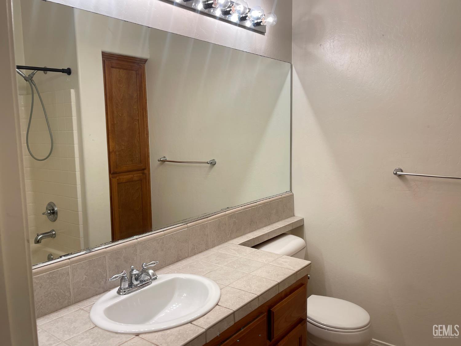 11016 Snowcreek Falls Avenue