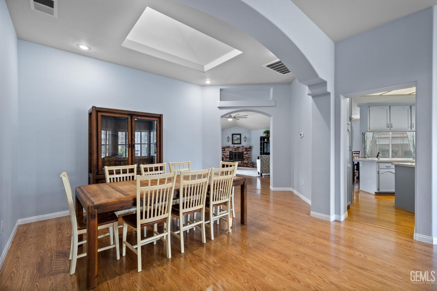 10417 Dorchester Street