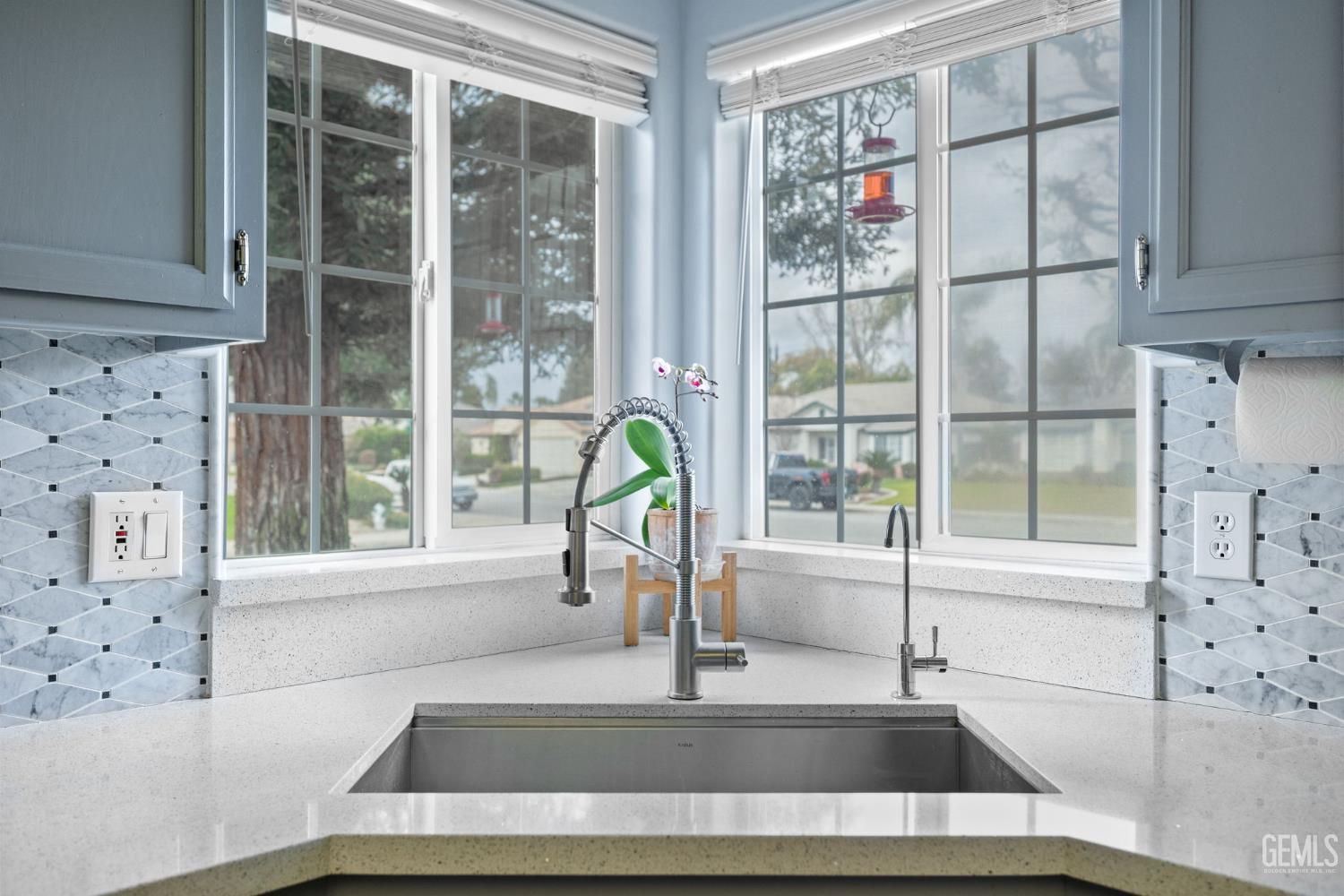 10417 Dorchester Street