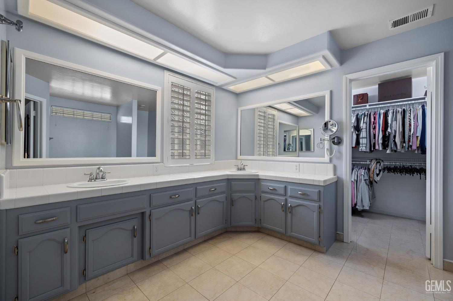 10417 Dorchester Street