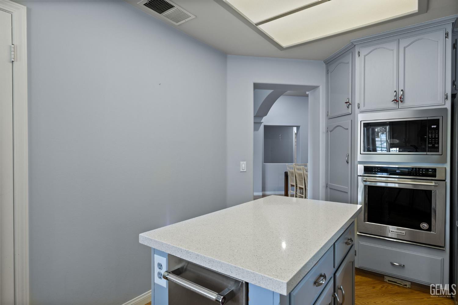 10417 Dorchester Street