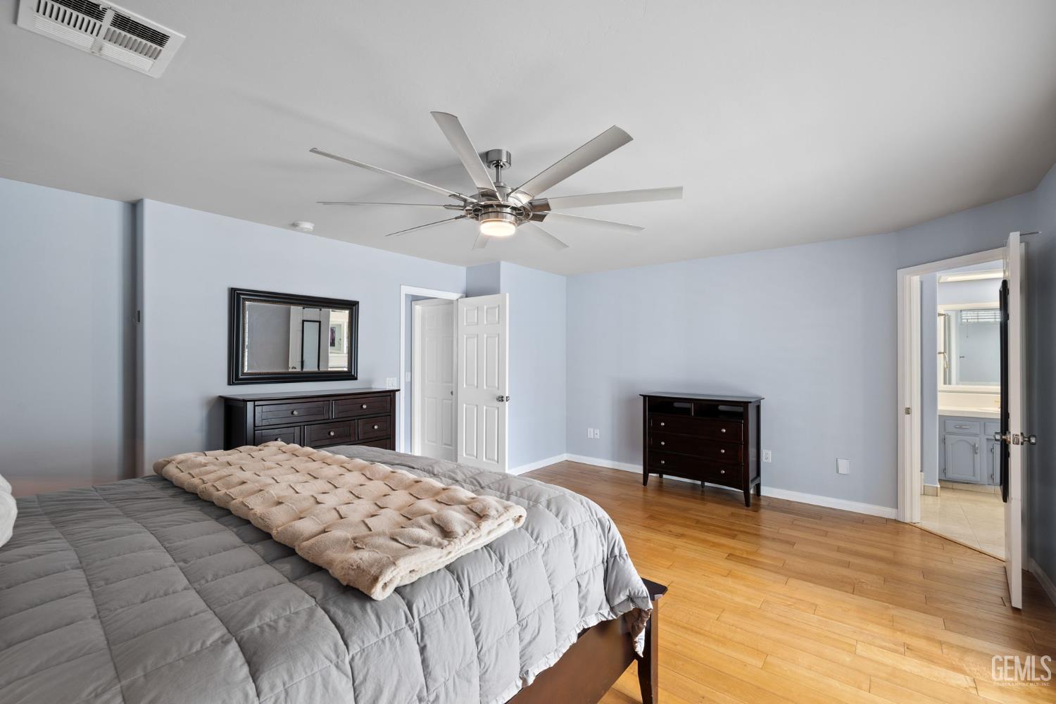 10417 Dorchester Street