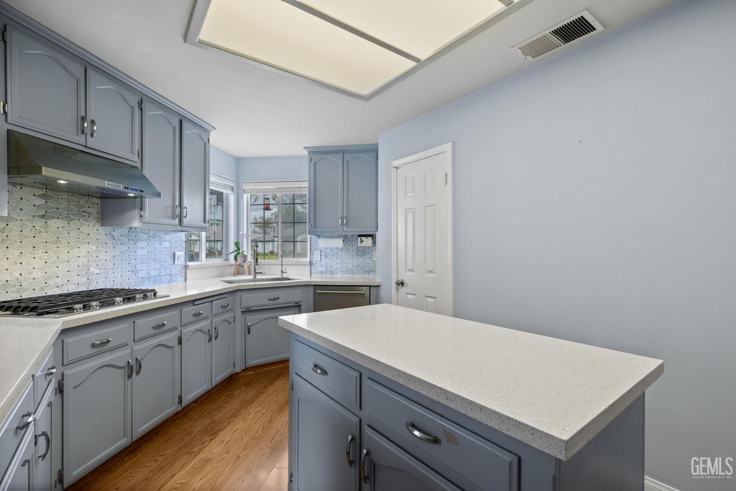 10417 Dorchester Street