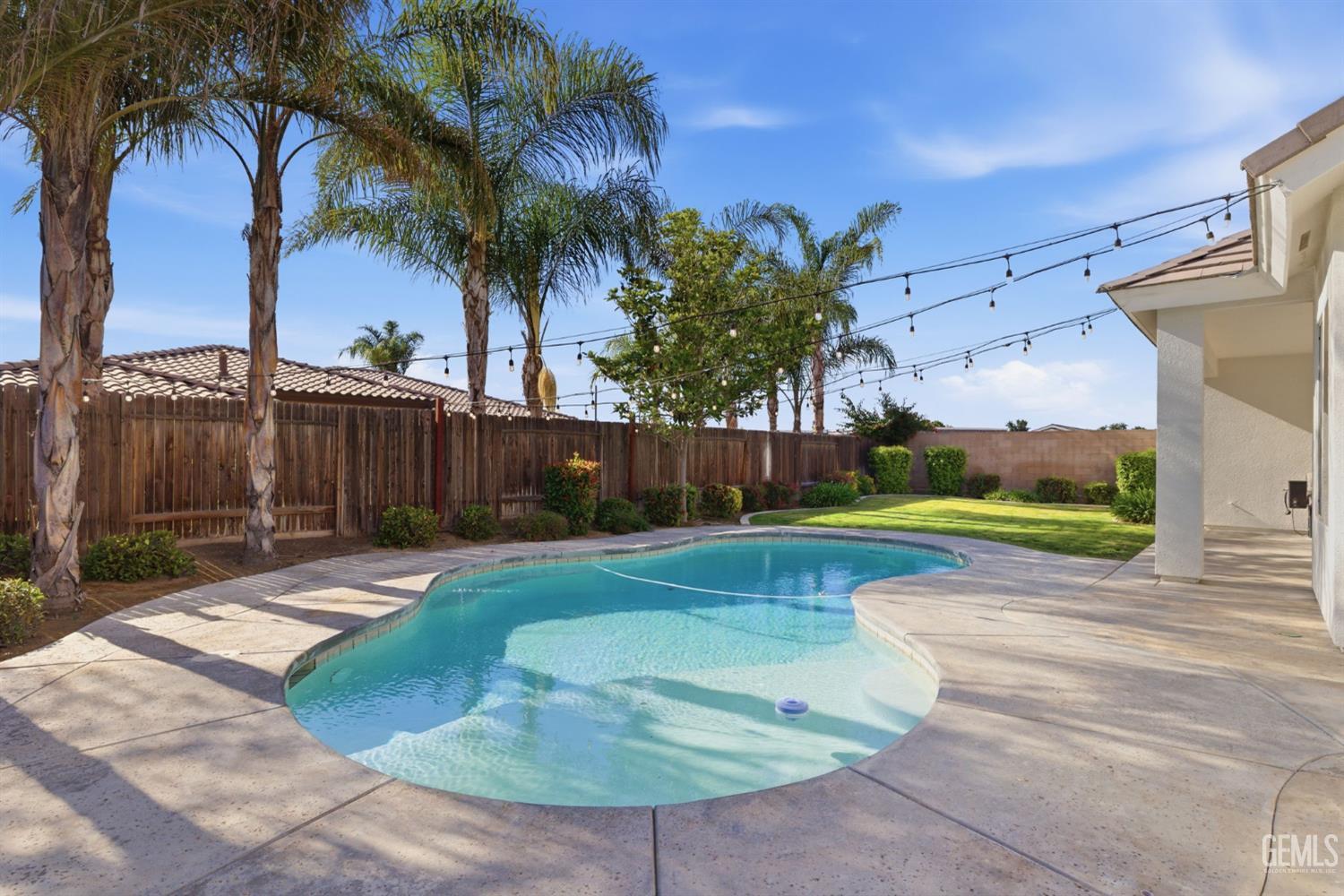 6113 Dartmoor Wood Avenue