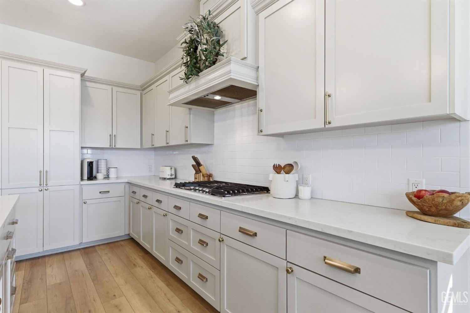 6113 Dartmoor Wood Avenue