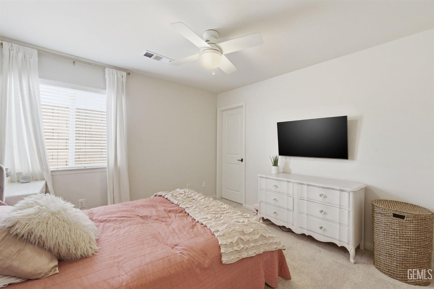 6113 Dartmoor Wood Avenue