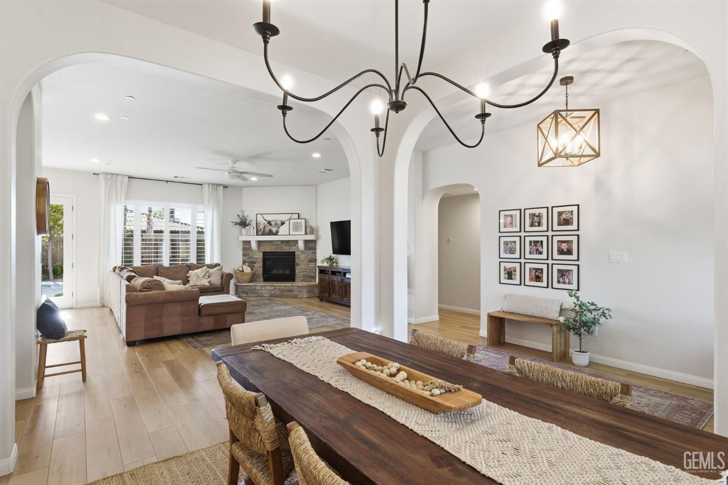 6113 Dartmoor Wood Avenue