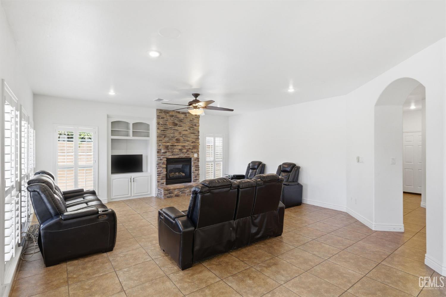2510 Edingal Drive